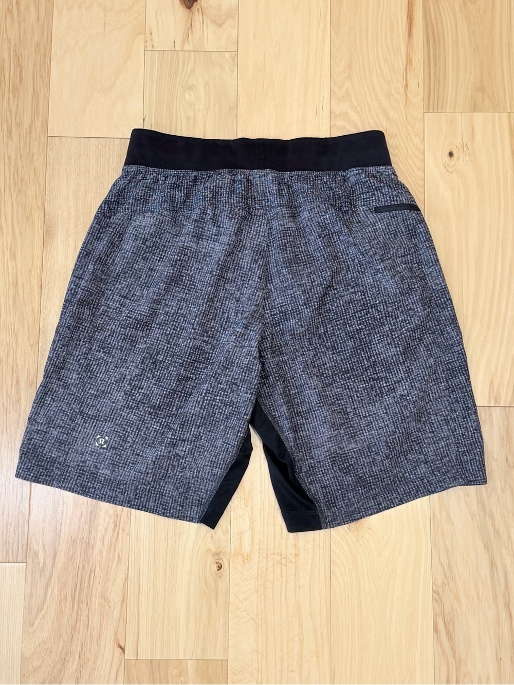 Lululemon Men’s T.H.E. Short *Luxtreme Linerless 9"